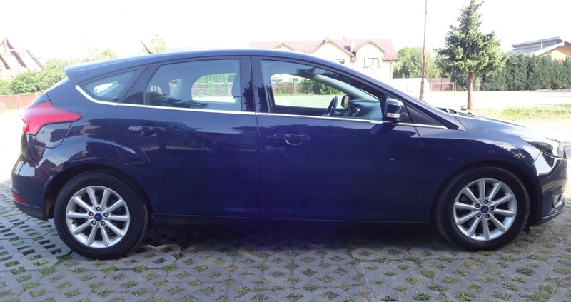 Ford Focus cena 45999 przebieg: 203290, rok produkcji 2016 z Starogard Gdański małe 352